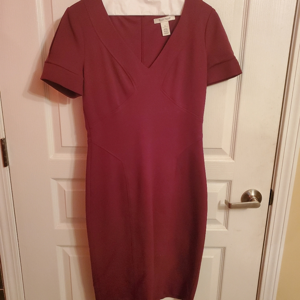 White House Black Market - Marroon Short Sleeve Shift Dress Size 4